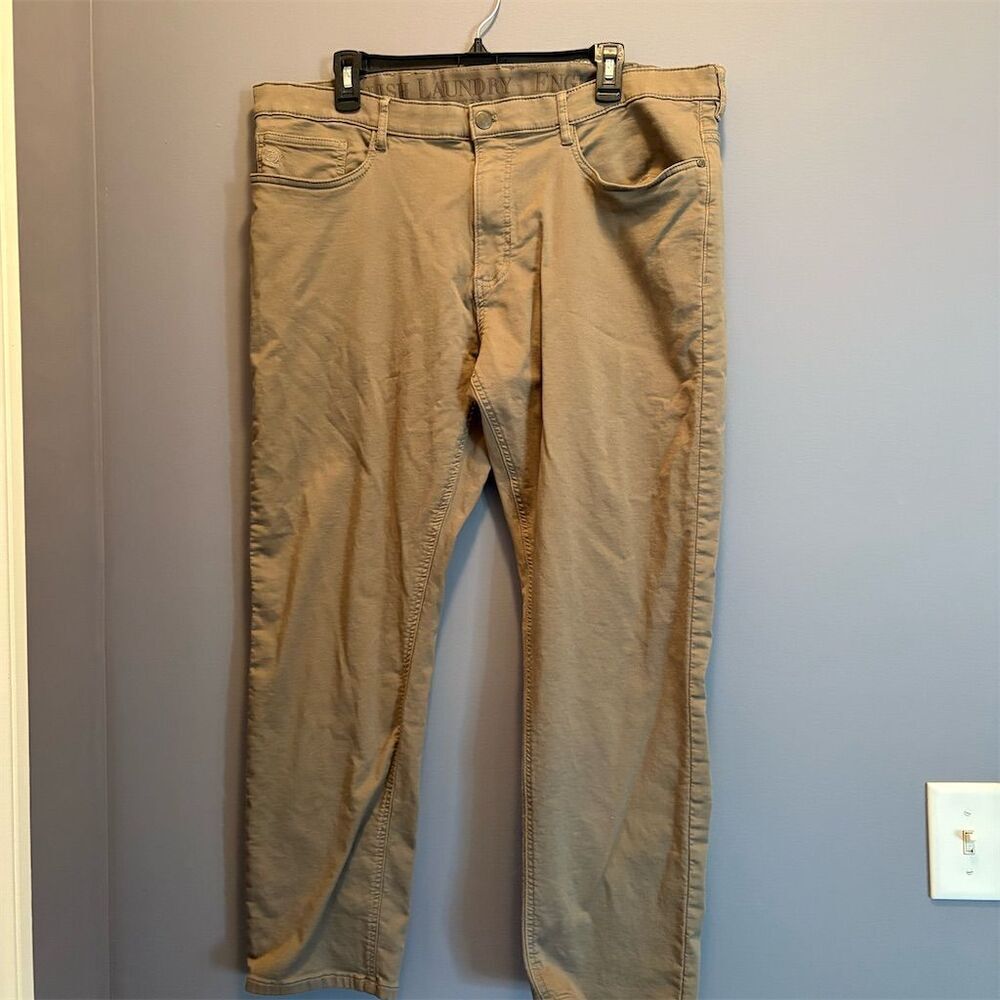 English Laundry  Men's Chino Pants Beige Size 40x29 Five-Pocket Design